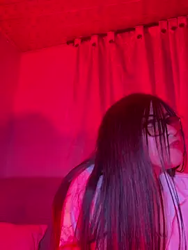 charlotte blairr online show from 06-07-26, 04:38