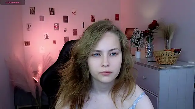 EricaWilds online show from 07-18-26, 12:20