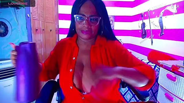 cairohot online show from 01-26-25, 06:07