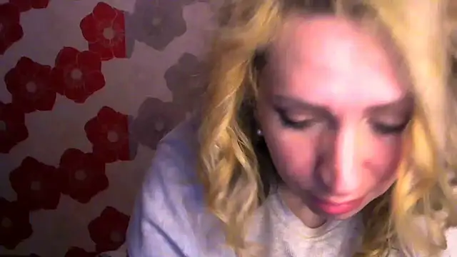 Snapshot of Lilinsky_MadMax chatting on 06-18-26, 10:14 Lilinsky MadMax online show from 06-18-26, 10:14