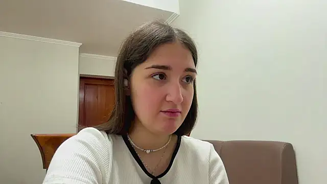 Snapshot of AnnaMaccoil chatting on 06-02-26, 04:09 AnnaMaccoil online show from 06-02-26, 04:09