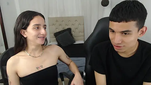Danna and Joshua online show from 07-09-26, 12:31