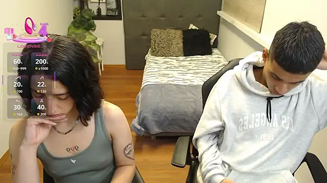 Danna and Joshua online show from 07-16-26, 12:33