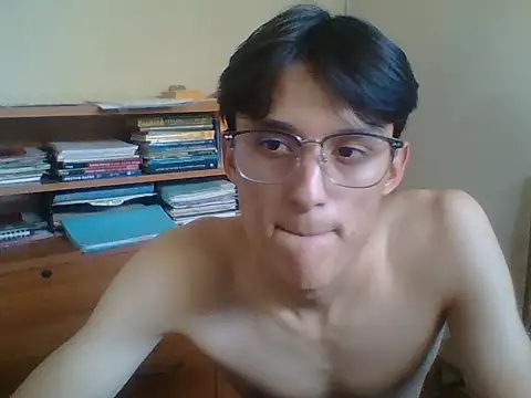 Snapshot of harfuchh chatting on 06-04-26, 12:16 harfuchh online show from 06-04-26, 12:16