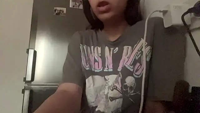 SindyKay online show from 06-18-26, 05:08