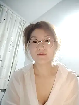 Snapshot of gaoyan880526 chatting on 05-31-26, 04:25 gaoyan880526 online show from 05-31-26, 04:25