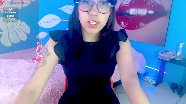 eli doll online show from 06-04-26, 11:27