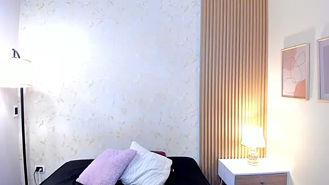 amberhanks online show from 07-29-26, 12:14