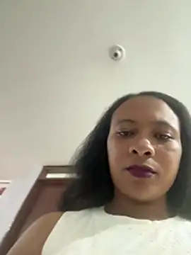 DayanaSandoval online show from 06-04-26, 01:55