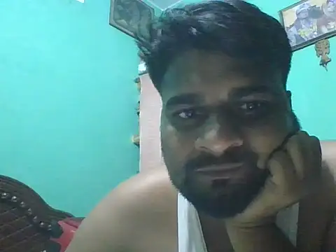 Snapshot of mature_boy_patna chatting on 07-11-26, 04:53 mature boy patna online show from 07-11-26, 04:53