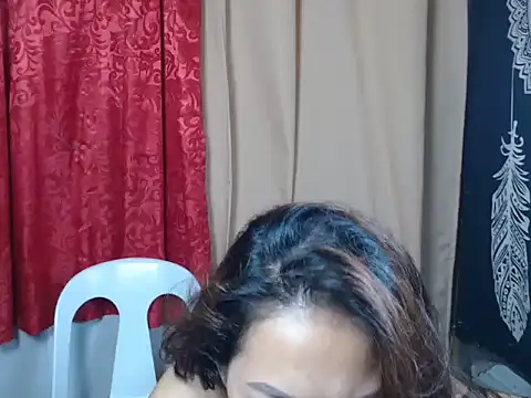 urpretty hotmama online show from 07-07-26, 07:23