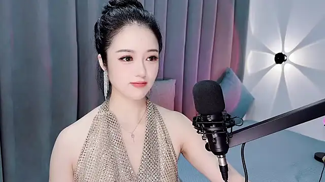 Momo-Wow online show from 07-19-26, 05:22