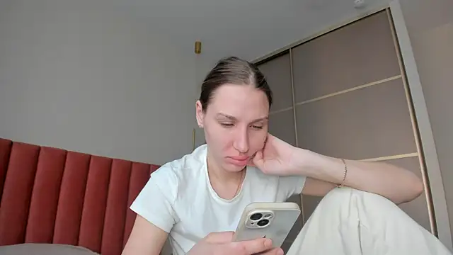 SofiClimbing online show from 03-16-25, 12:34