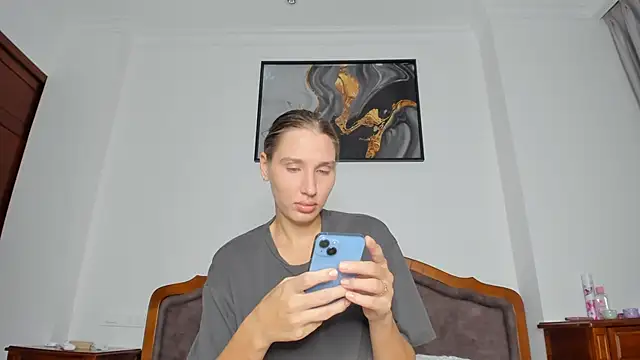 SofiClimbing online show from 11-19-25, 10:59