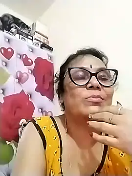 chatterjeesayani567 online show from 07-28-26, 02:24