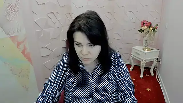 Snapshot of Julia_reeves chatting on 06-01-26, 12:51 Julia reeves online show from 06-01-26, 12:51