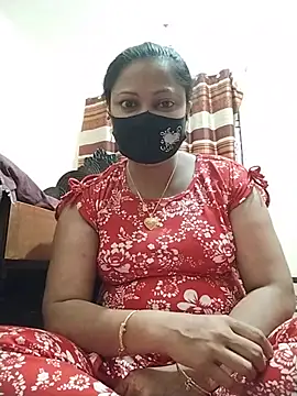 Snapshot of Uma_2 chatting on 06-04-26, 04:57 Uma 2 online show from 06-04-26, 04:57