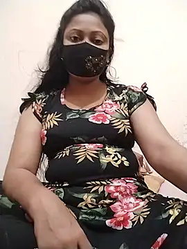 Snapshot of Uma_2 chatting on 06-16-26, 07:22 Uma 2 online show from 06-16-26, 07:22