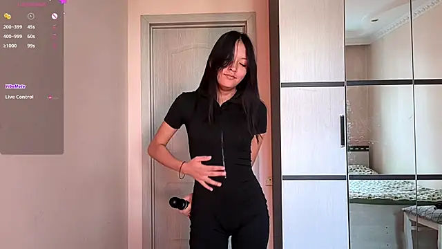 AyaWildfire online show from 07-28-26, 02:18
