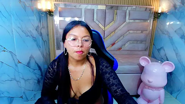 sophy r online show from 06-03-26, 09:09