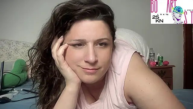 Snapshot of maddiliz chatting on 02-14-25, 08:10 maddiliz online show from 02-14-25, 08:10