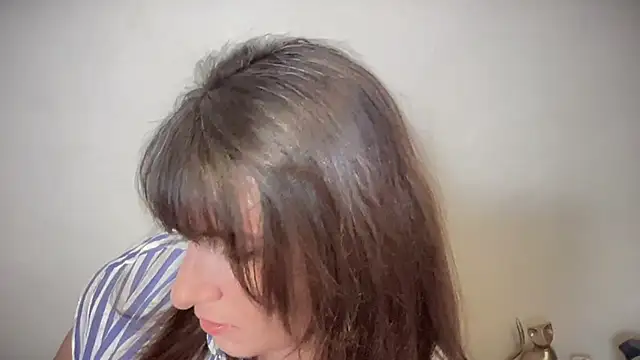 Snapshot of maddiliz chatting on 02-26-25, 02:04 maddiliz online show from 02-26-25, 02:04