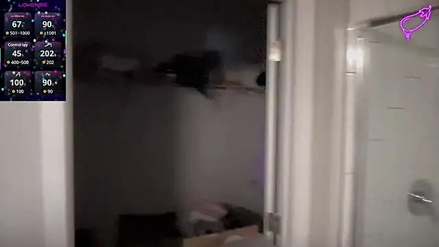 Snapshot of maddiliz chatting on 03-17-25, 05:01 maddiliz online show from 03-17-25, 05:01