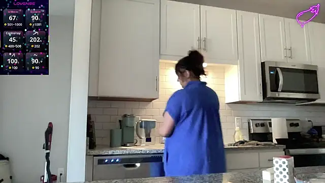 Snapshot of maddiliz chatting on 03-17-25, 03:50 maddiliz online show from 03-17-25, 03:50