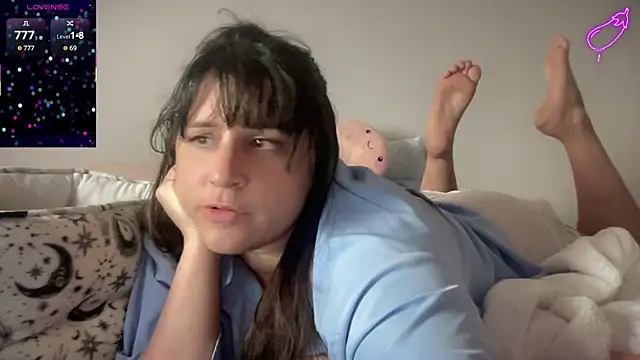 Snapshot of maddiliz chatting on 03-22-25, 03:42 maddiliz online show from 03-22-25, 03:42