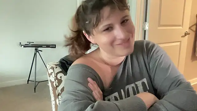 Snapshot of maddiliz chatting on 10-06-25, 05:10 maddiliz online show from 10-06-25, 05:10