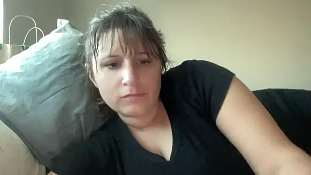 Snapshot of maddiliz chatting on 11-05-25, 04:51 maddiliz online show from 11-05-25, 04:51