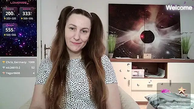 Snapshot of Yevgeshka-Milashka chatting on 02-13-25, 06:52 Yevgeshka-Milashka online show from 02-13-25, 06:52