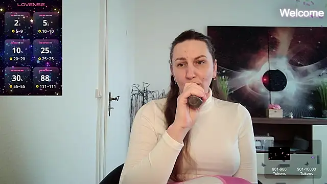 Snapshot of Yevgeshka-Milashka chatting on 03-01-25, 07:41 Yevgeshka-Milashka online show from 03-01-25, 07:41