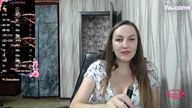 Snapshot of Yevgeshka-Milashka chatting on 09-25-25, 06:11 Yevgeshka-Milashka online show from 09-25-25, 06:11