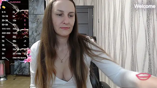 Snapshot of Yevgeshka-Milashka chatting on 10-23-25, 05:55 Yevgeshka-Milashka online show from 10-23-25, 05:55