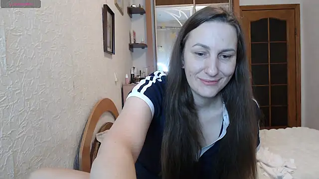 Yevgeshka-Milashka online show from 02-26-26, 04:33