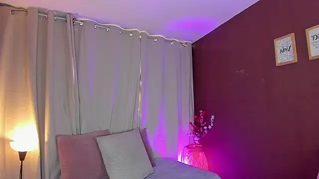 sensual fer online show from 06-22-26, 12:35