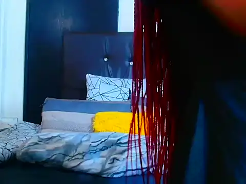 sexybitchh22 online show from 06-26-26, 10:47