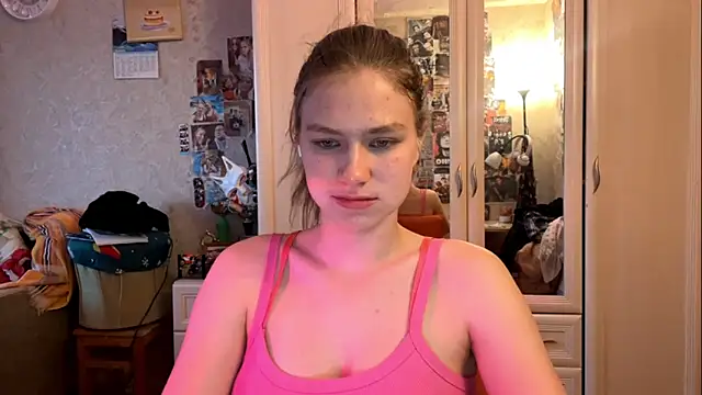 Codi Rostersy online show from 06-16-26, 02:03
