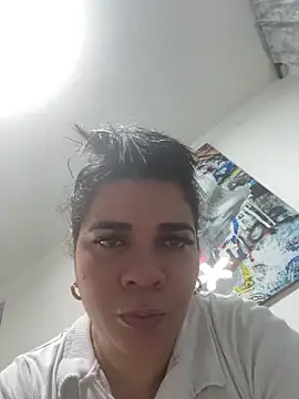 Siri Luxx online show from 06-08-26, 01:09