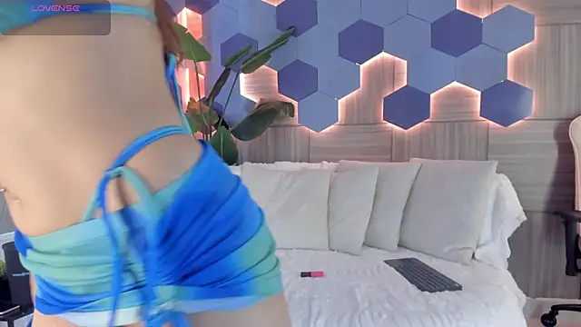 isabellestorm online show from 07-13-26, 03:31