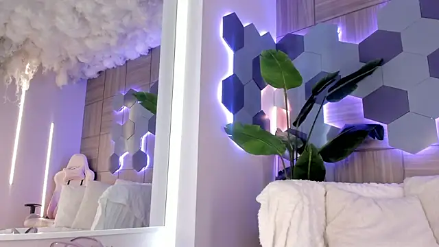 isabellestorm online show from 07-23-26, 03:37