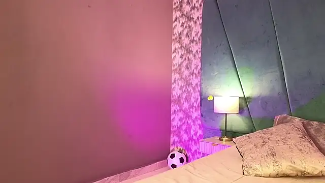 julimonroe  online show from 07-25-26, 02:53