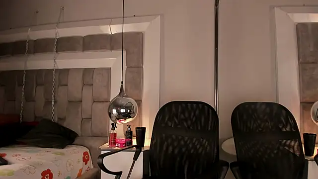 LucasThomson  online show from 07-28-26, 03:57