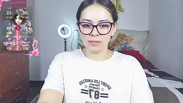 Aeseelia online show from 06-11-26, 02:53