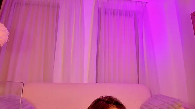 ValentinaMonroee online show from 06-21-26, 07:27