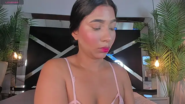 Little-Cherry- online show from 07-10-26, 06:32