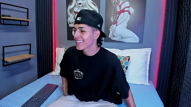 Axel Mendozaa online show from 06-21-26, 02:30