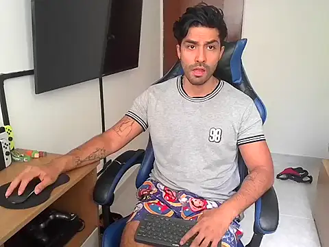 SantiagoMelendez online show from 07-28-26, 02:46
