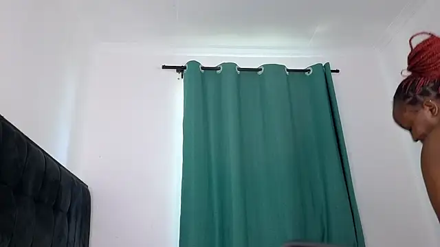 Fluffy Pillows online show from 06-15-26, 07:10